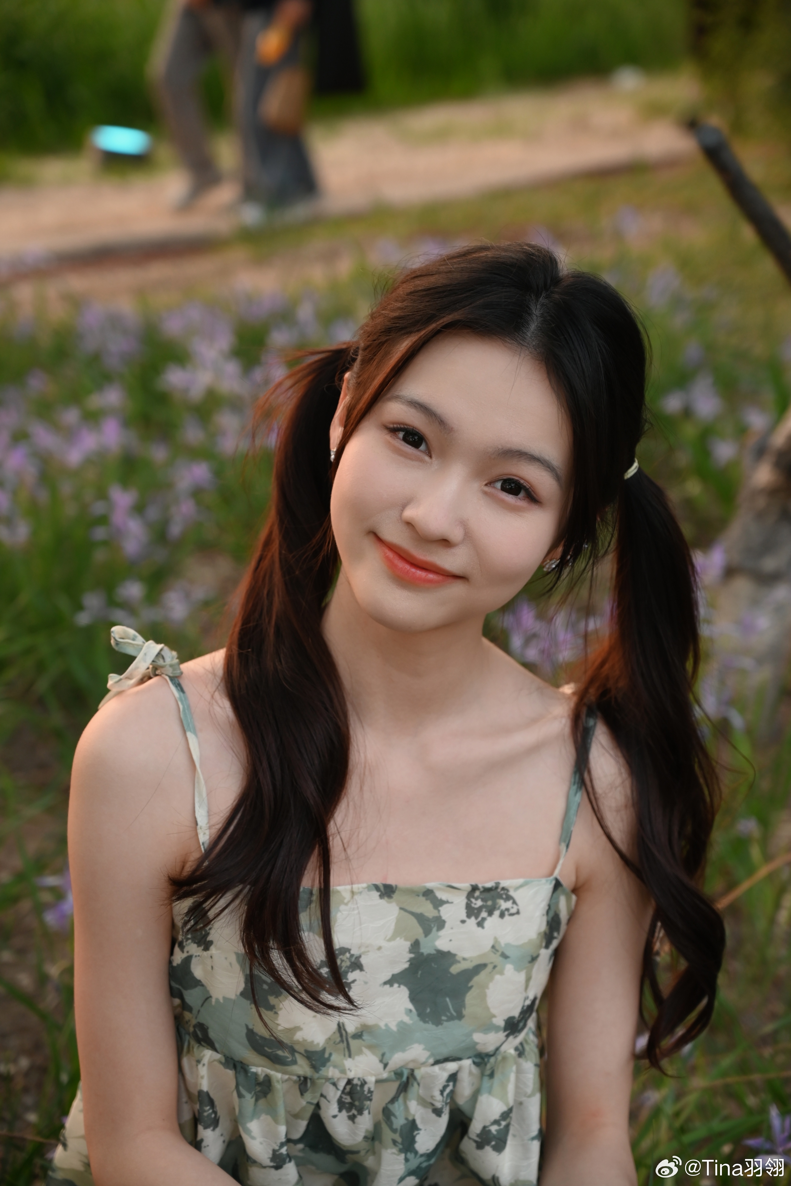 羽翎Tina